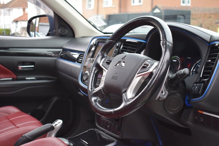 2016 Mitsubishi Outlander 2.0h 12kWh GX5h CVT 4WD Euro 6 (s/s) 5dr ESTATE Petrol/Electric Hybrid ...