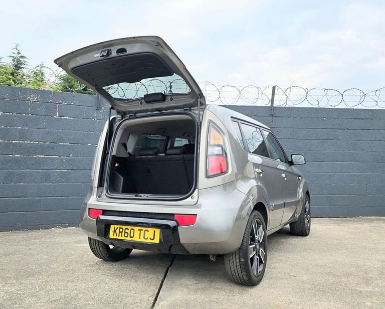 2011 Kia Soul 1.6 CRDi Tempest Auto Euro 4 5dr HATCHBACK Diesel Automatic