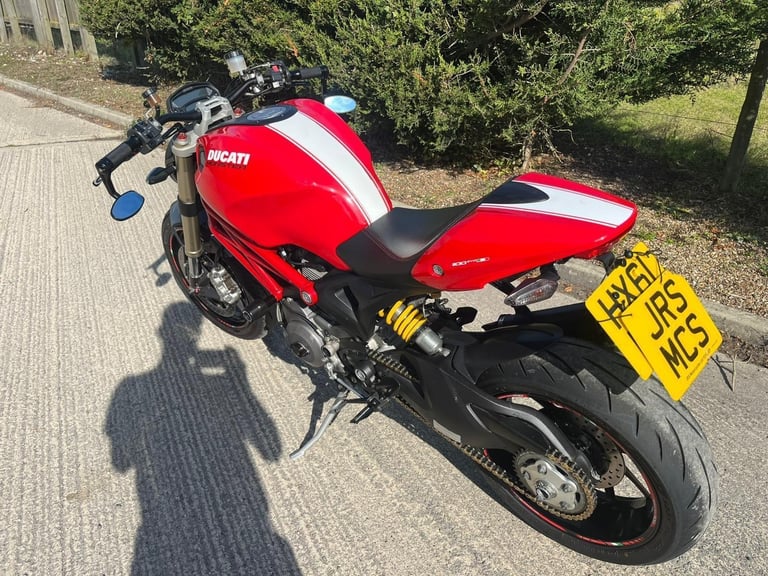 2011 61 DUCATI MONSTER 1100 M1100 E-a M1100E RED TERMIGNONI NAKED MUSCLE HISTORY