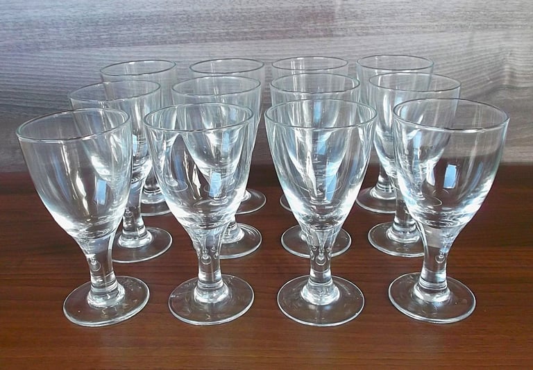 image for 12 Clear Glass Short Stemmed Chunky Style Wine Goblets