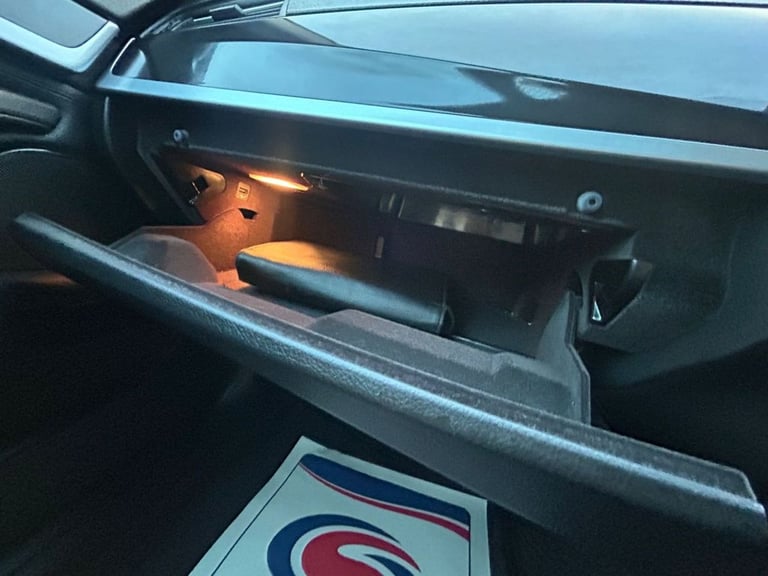 2011 60 BMW 5 SERIES 3.0 523I SE TOURING 5DR PETROL STEPTRONIC EURO 5 (204 PS)