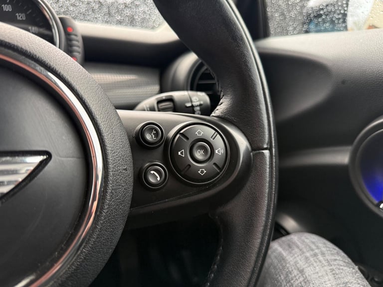 2015 MINI Hatch 1.5 Cooper Euro 6 (s/s) 3dr HATCHBACK Petrol Manual