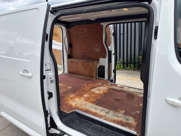 2022 Vauxhall Vivaro 1.5 Turbo D 2700 Sportive L1 H1 Euro 6 (s/s) 5dr PANEL VAN Diesel Manual