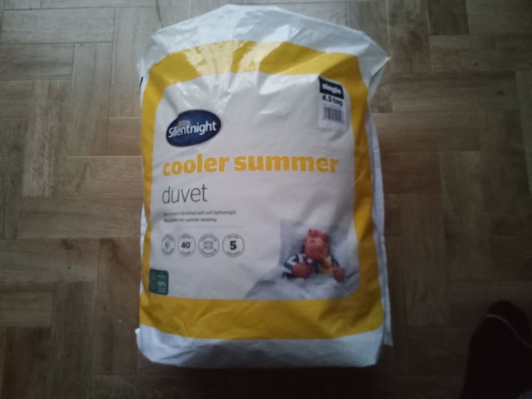 Single Bed,  4.5 Tog  Duvet/Quilt (New )