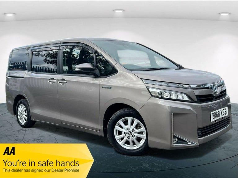 2018 Toyota Voxy Noah Hybrid 1.8 ZWR80 Auto Hybrid