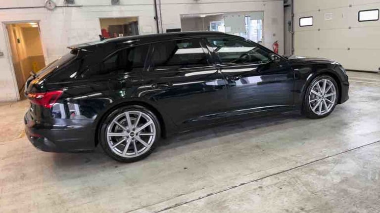 2022 Audi A6 Avant 2.0 TDI 40 Black Edition Estate 5dr Diesel S Tronic quattro Euro 6 (s/s) (2 Es...