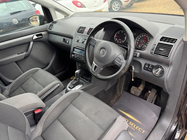 2010 Volkswagen Touran 2.0 TDI SE DSG Euro 5 5dr MPV Diesel Automatic