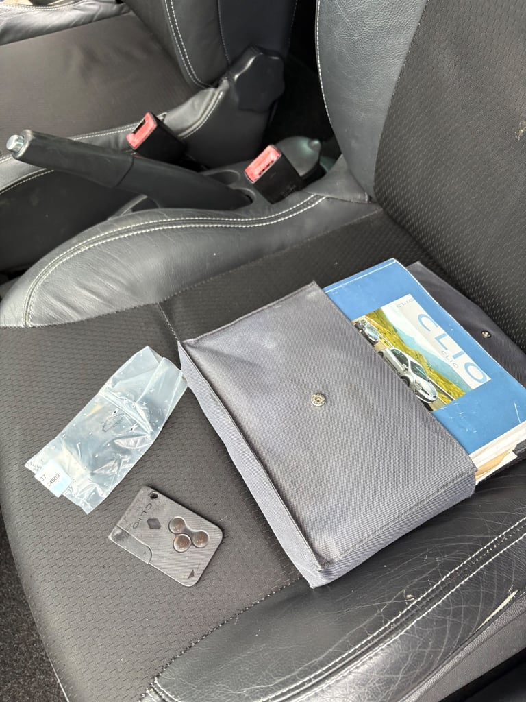Renault, CLIO, Hatchback, 2008, Manual, 1149 (cc), 5 doors