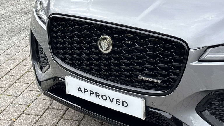 2024 Jaguar F-Pace 2.0 P400e R-Dynamic HSE Black 5dr Auto AWD Estate Plug-In Hy Automatic
