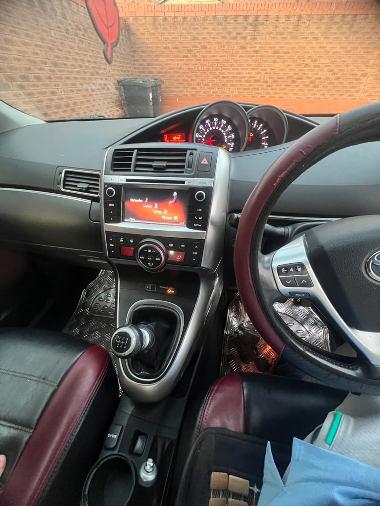Toyota, VERSO, MPV, 2014, Manual, 1598 (cc), 5 doors