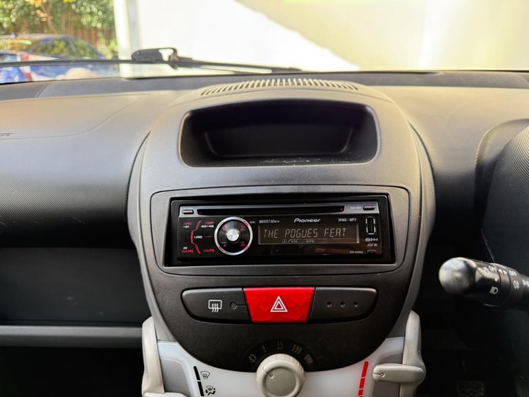 2008 Peugeot 107 1.0 12V Kiss Euro 4 3dr HATCHBACK Petrol Manual - Image 26