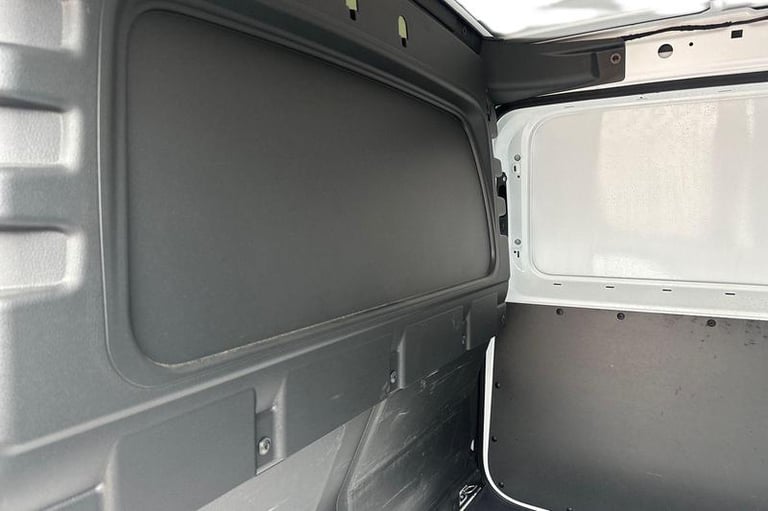 2025 Ford Transit Connect 250 Trend AUTO L2 LWB 1.5 EcoBoost PHEV 150ps, REAR PARKING SENSORS, BL...