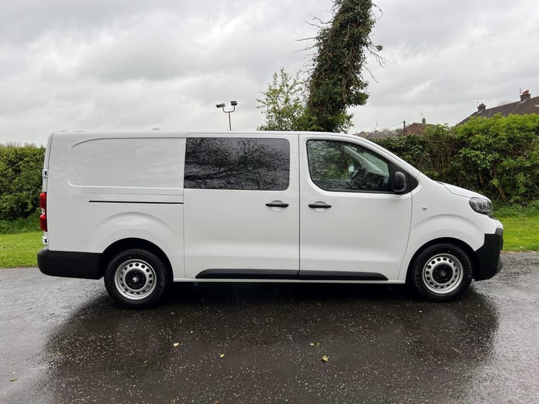 November 2024 Vauxhall Vivaro 2.0 3100 Prime XL Crew (145) Double Cab – 5 Seater