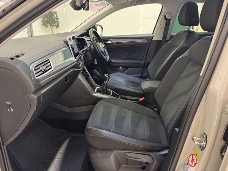  Volkswagen T-Roc 1.0 TSI Style SUV 5dr Petrol Manual Euro 6 (s/s) (110 ps) Petrol Manual