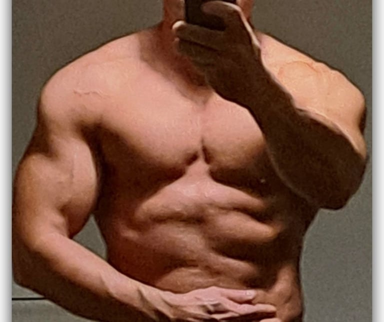 Male life model