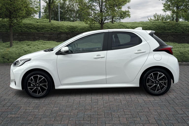 2023 Toyota Yaris 1.5 Hybrid Design 5dr CVT Hatchback Hybrid Automatic