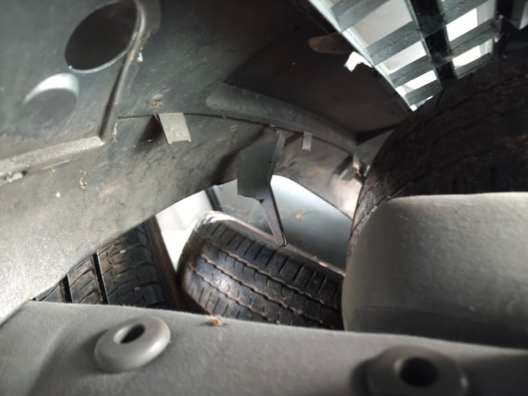 Volkswagen, TRANSPORTER SHUTTLE, Minibus, 2006, Manual, 2460 (cc)