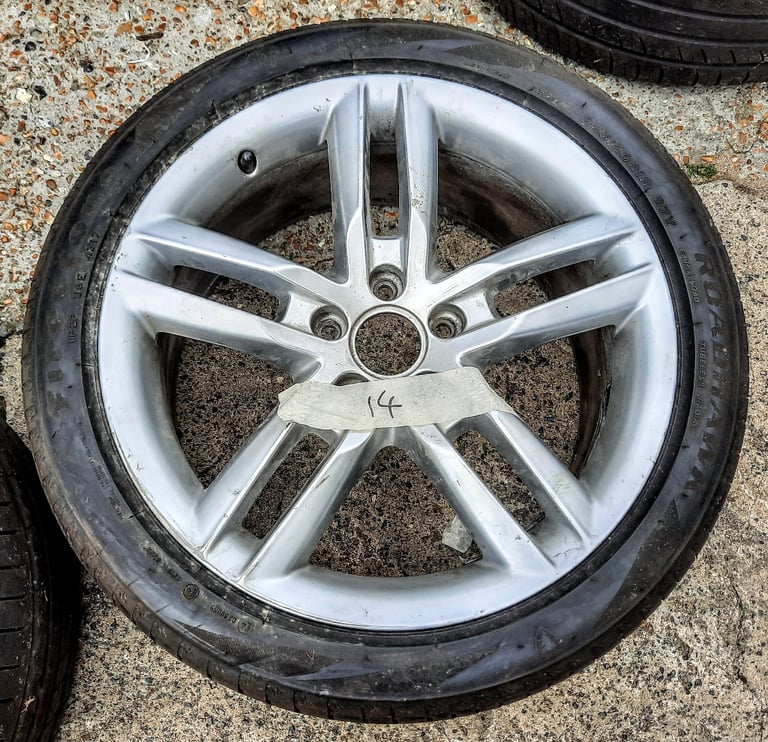 AUDI A4 8K B8 1X 18'' GENUINE 5 TWIN SPOKE SILVER USED ALLOY WHEEL TYRE FL14
