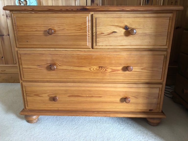 image for Pine Chest of Drawers