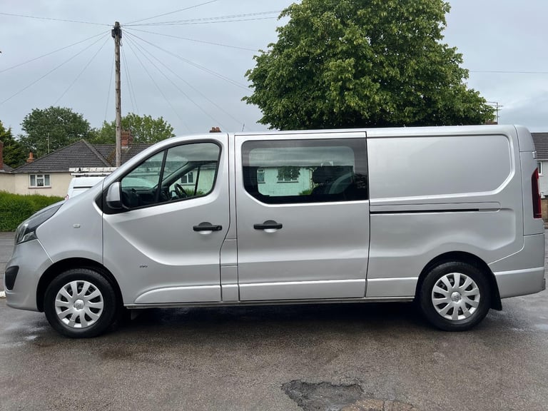 Vauxhall Vivaro 2900 1.6CDTI BiTurbo 145PS Sportive 6 Seat LWB Crew Van 2017/67