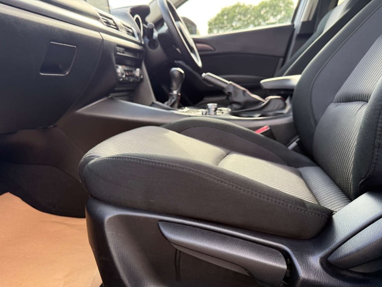 2016 Mazda Mazda3 2.0 3 Sport Nav 4dr Saloon Petrol Manual