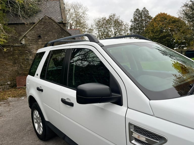 2012 Land Rover Freelander 2 2.2 TD4 XS CommandShift 4WD Euro 5 5dr ESTATE Diesel Automatic