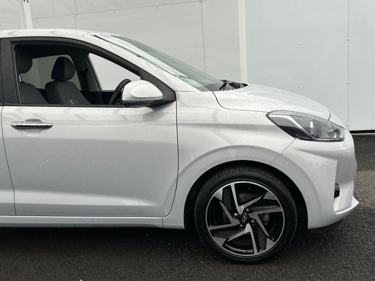 2024 Hyundai i10 1.0 Premium Hatchback 5dr Petrol Auto Euro 6 (s/s) (63 ps) Hatchback PETROL Auto...