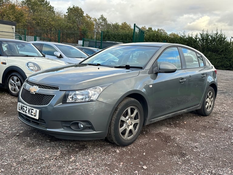 2012 Chevrolet Cruze 2.0 VCDi LT 5DR LOW MILEAGE DIESEL  HATCHBACK Diesel Manual