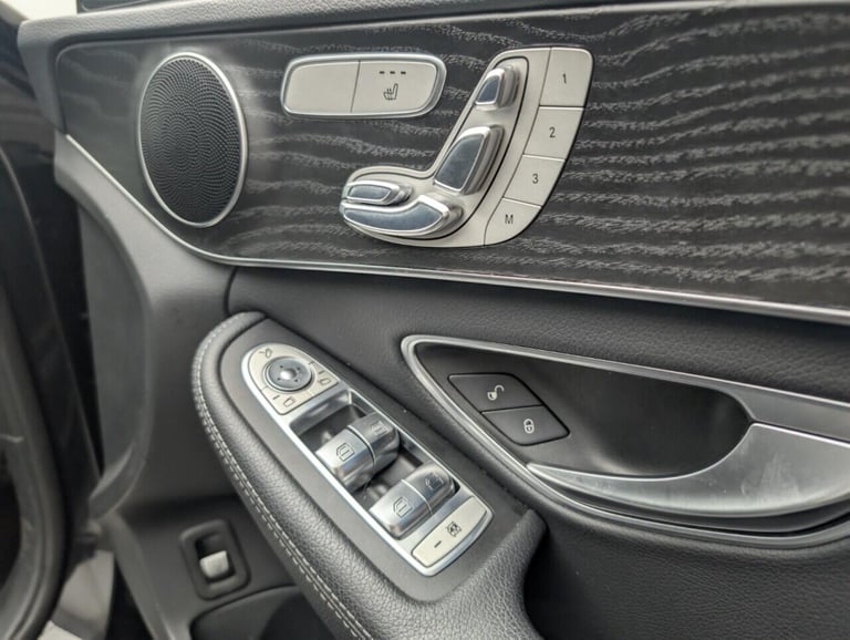 2017 Mercedes-Benz C Class 2.0 C200 AMG Line (Premium) Estate 5dr Petrol G-Tronic+ Euro 6 (s/s) (...