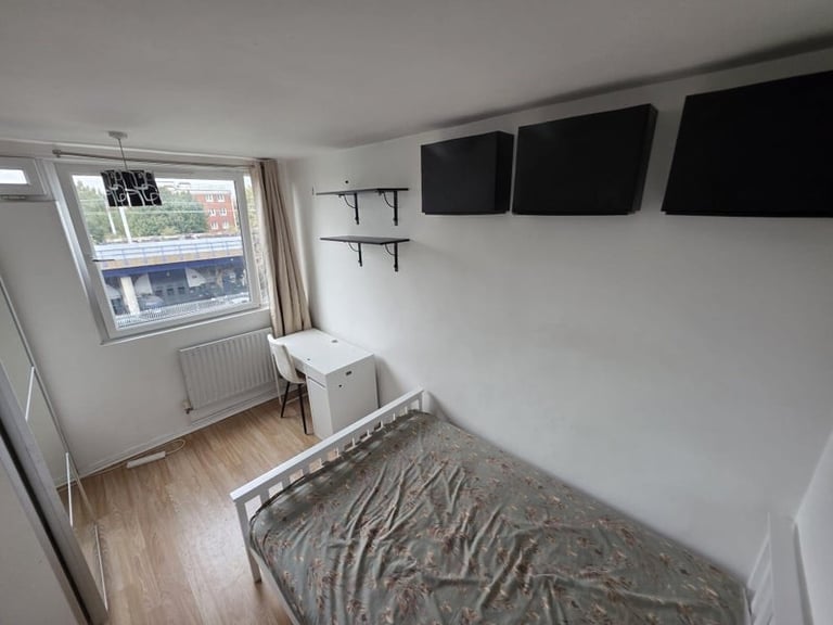 🌿Double Room for Rent – E1 | Great Access to Central London 📍