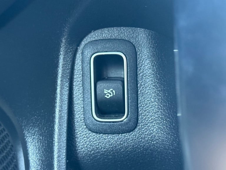  Mercedes-Benz CLA CLA 180 AMG Line Premium 4dr Tip Auto Petrol