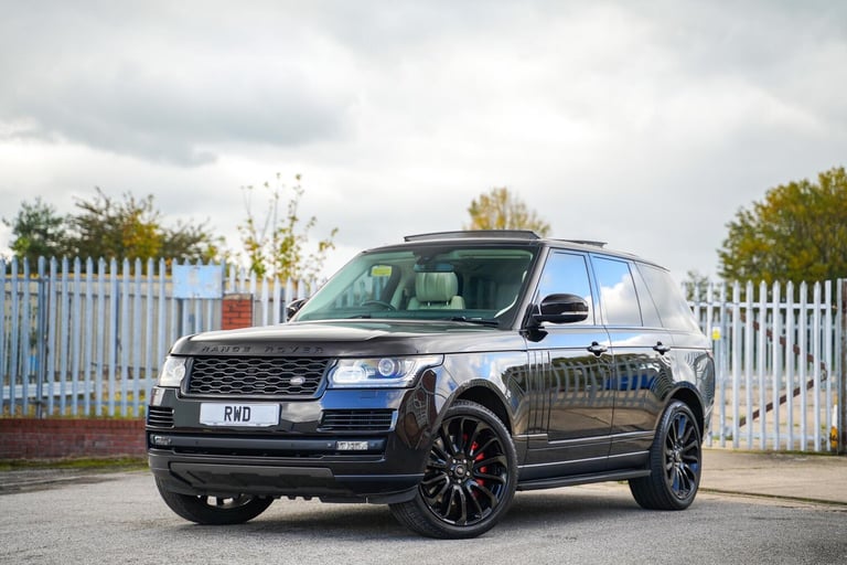 image for 2015 Land Rover Range Rover 4.4 SD V8 Autobiography SUV 5dr Diesel Auto 4WD Euro 5 (339 ps) ESTAT...
