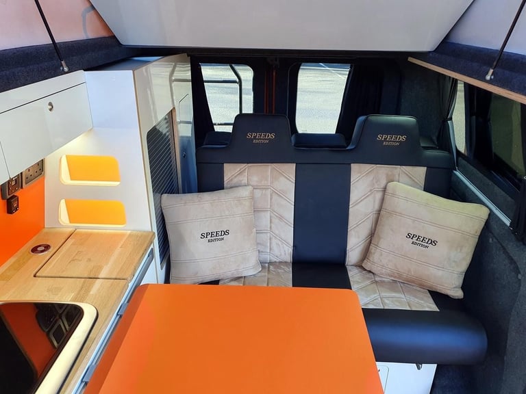 Ford Transit Custom Limited SPEEDS ADVENTURER EDITION Camper 170ps 4 Berth 