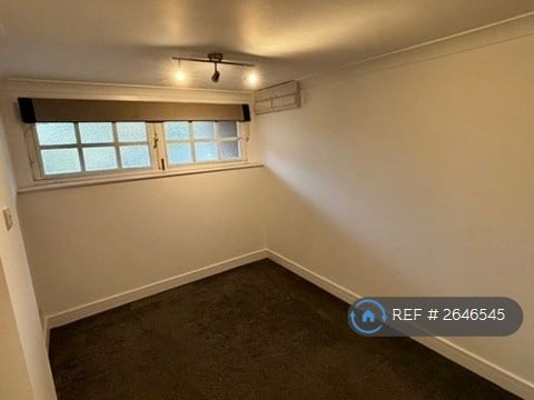 2 bedroom house in Elmgreen Close, London, E15 (2 bed) (#2646545)
