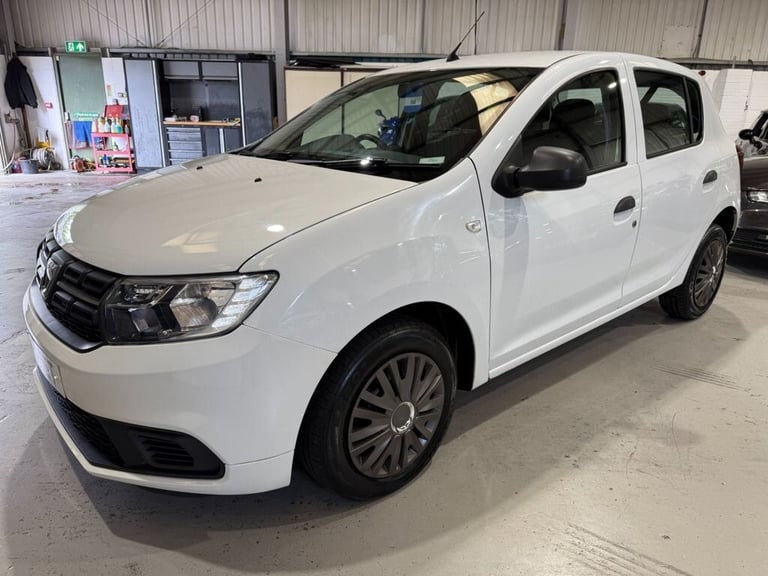 2017 Dacia Sandero 1.5 dCi Ambiance Hatchback 5dr Diesel Manual Euro 6 s/s 90 ps Hatchback Diesel...