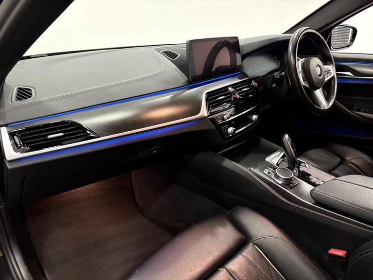 2021 BMW 5 Series 3.0 530d MHT M Sport Steptronic xDrive Euro 6 (s/s) 4dr SALOON Diesel/Electric ...