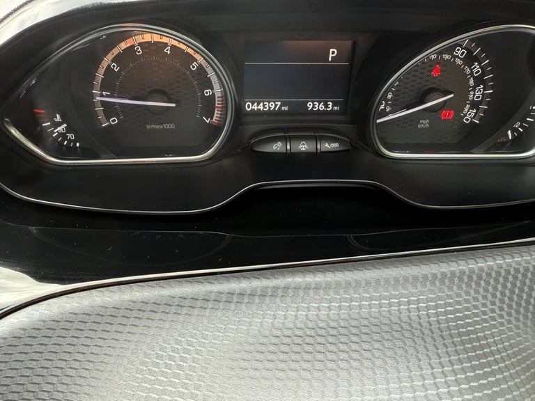 2019 Peugeot 2008 1.2 PureTech 110 GT Line 5dr EAT6 HATCHBACK Petrol Manual