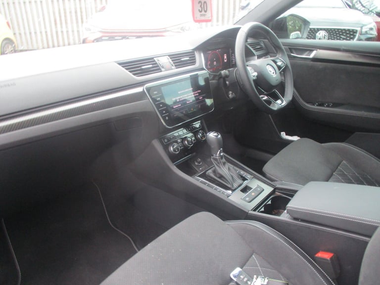 2024 Skoda Superb 2.0 TDI SportLine Plus Hatchback 5dr Diesel DSG Euro 6 (s/s) (150 ps) HATCHBACK...
