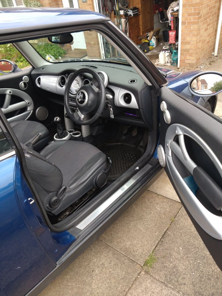 Mini, HATCHBACK, Hatchback, 2001, Manual, 1598 (cc), 3 doors