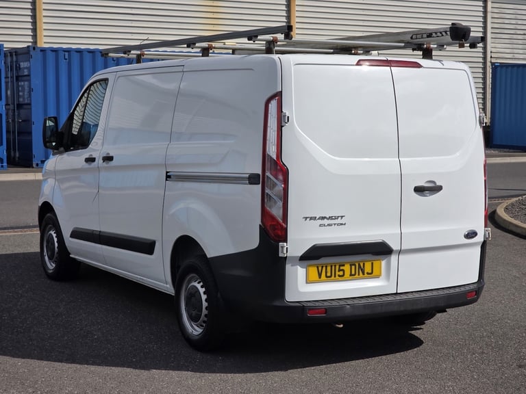 2015 Ford Transit Custom 2.2 TDCi 100ps Low Roof Van PANEL VAN Diesel Manual