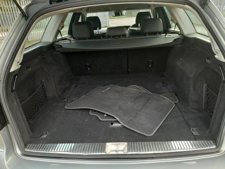 MERCEDES-BENZ E CLASS 2.1 E250 CDI BlueEfficiency Avantgarde Silver Auto Diesel