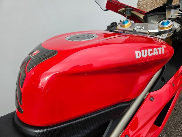 Ducati 1198s perfect example 