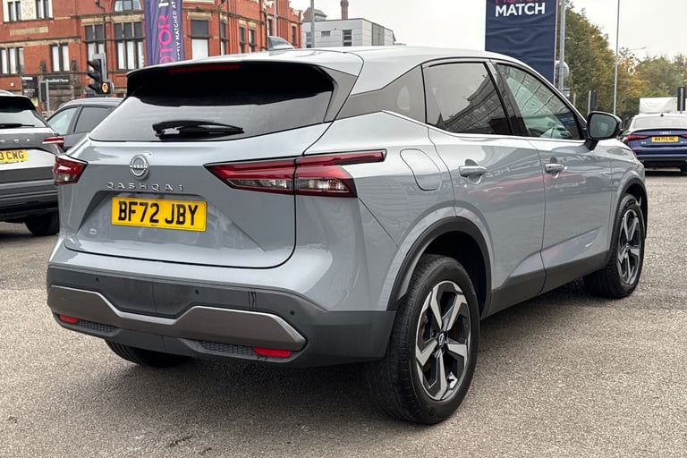 2022 Nissan Qashqai 1.3 DIG-T MHEV N-Connecta XTRON Euro 6 (s/s) 5dr SUV PETROL Automatic