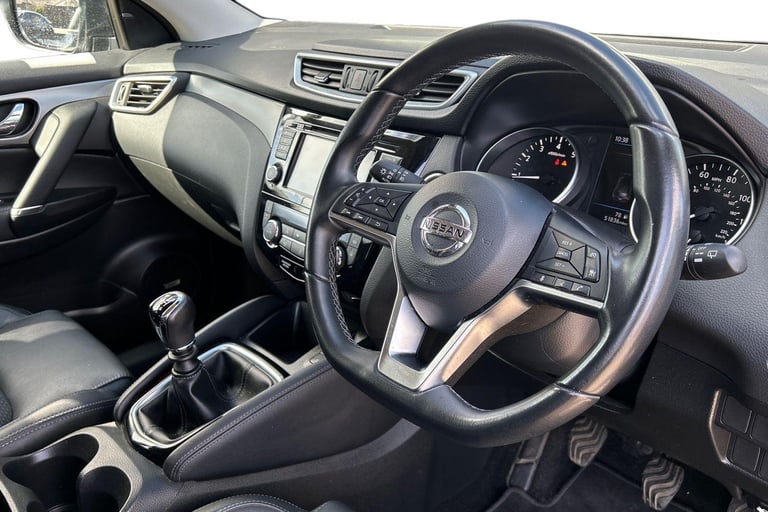 2020 Nissan Qashqai 1.3 DiG-T Tekna 5dr HATCHBACK Petrol Manual