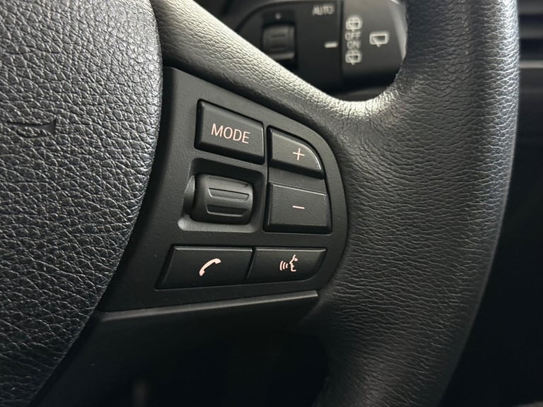 2018 BMW 1 Series 118i [1.5] SE 5dr [Nav/Servotronic] Step Auto HATCHBACK PETROL Automatic