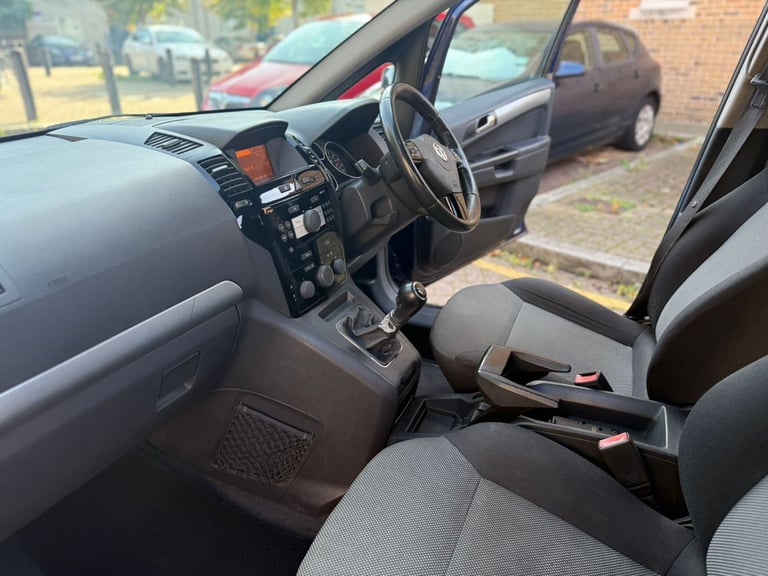 ULEZ FREE, Vauxhall, ZAFIRA, MPV, 2012, Manual, 1598 (cc), 5 doors