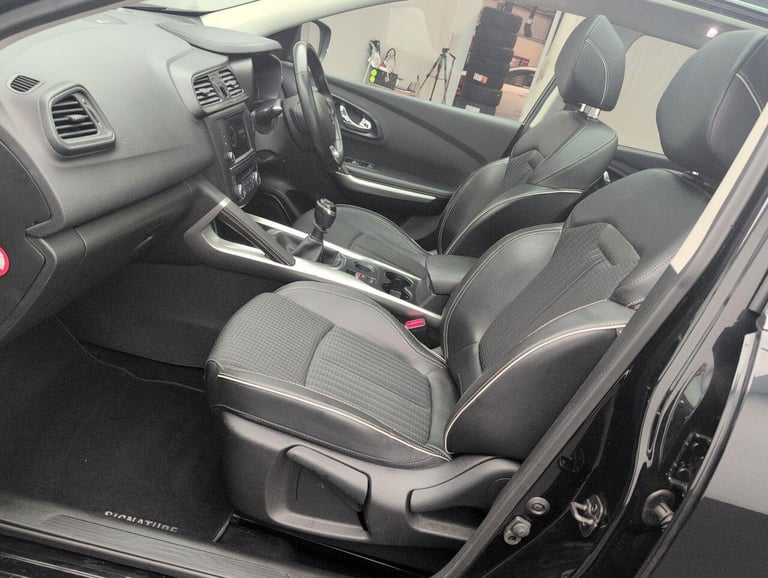 2018 Renault Kadjar 1.5 dCi Signature Nav SUV 5dr Diesel Manual Euro 6 (s/s) (110 ps) HILL STAR H...