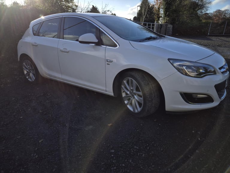 2014 vauxhall Astra SRi