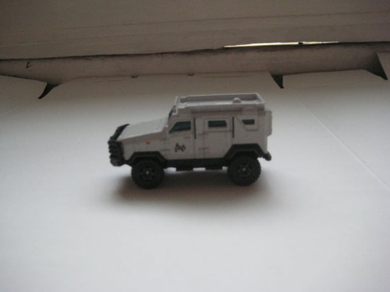 Jurassic World 10 Matchbox Diecast Metal Textron Tiger Armoured Vehicle for £5.00