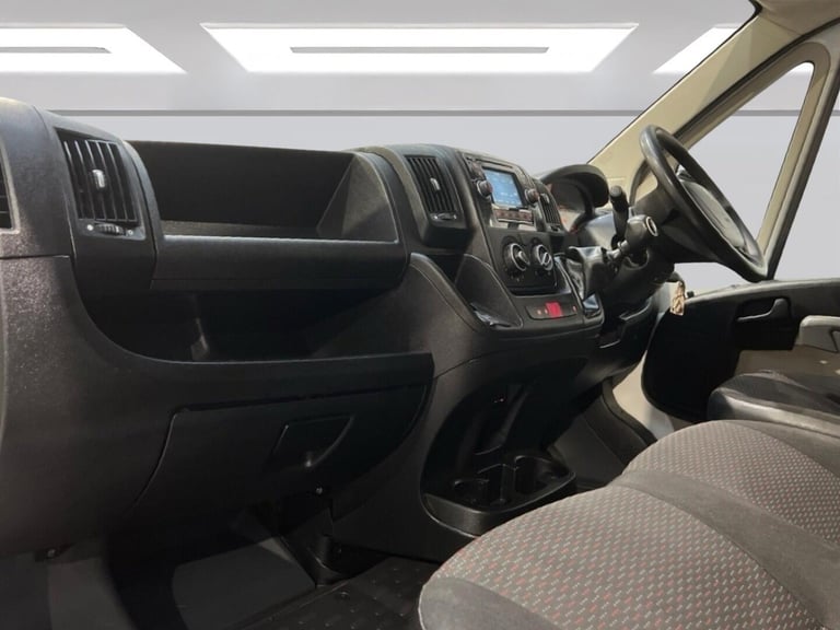 2018 Peugeot Boxer 2.0 BlueHDi 335 Professional L3 H2 Euro 6 5dr PANEL VAN Diesel Manual